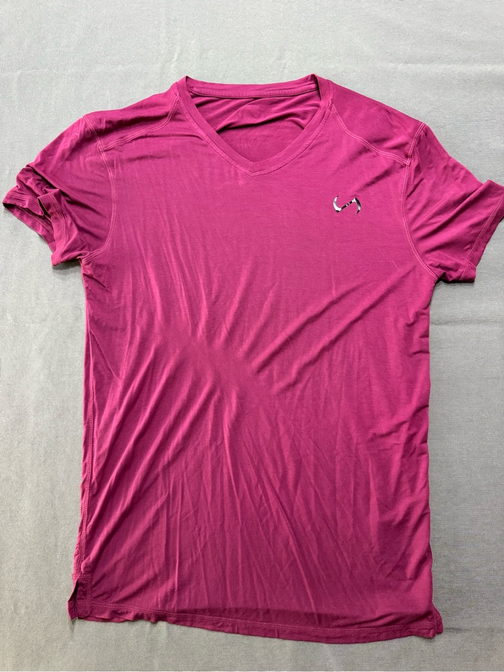 TLF Men's V-Neck Tee - Magenta